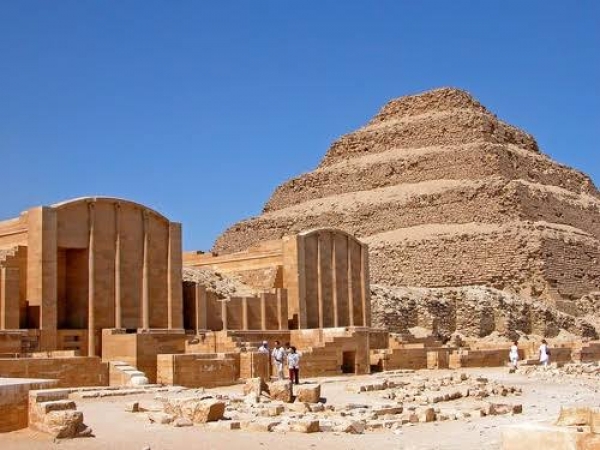 Saqqara and Dr. Lower Museum Tour