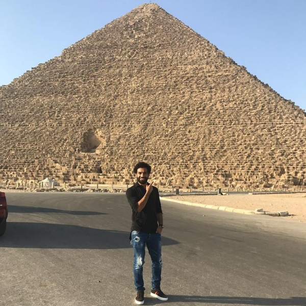 Giza Pyramids and Sphinx Tour